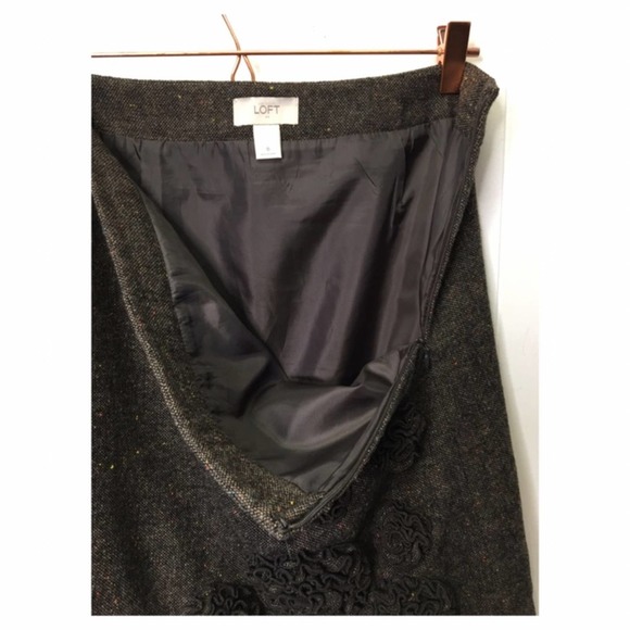 Loft | Brown Tweed Skirt Embroidered Flower detail - Picture 5 of 5